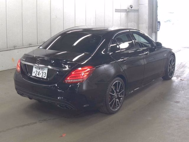 MERCEDES-BENZ C-CLASS