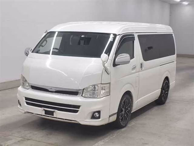 TOYOTA HIACE