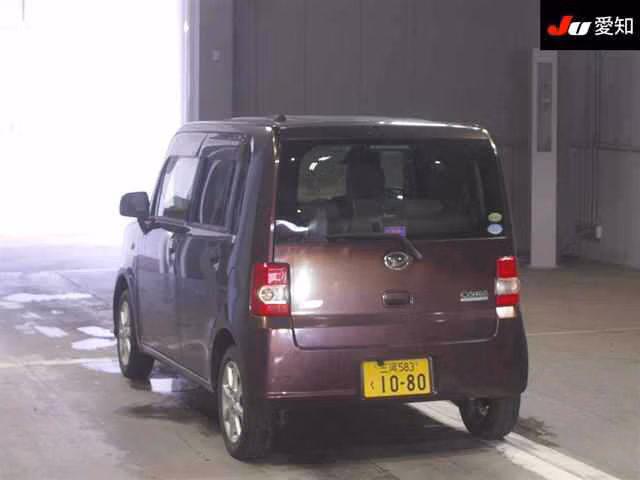 DAIHATSU MOVE CONTE