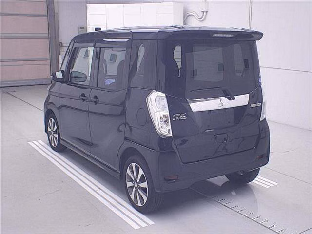 MITSUBISHI EK SPACE