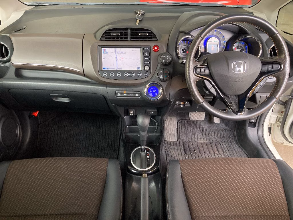 HONDA FIT SHUTTLE