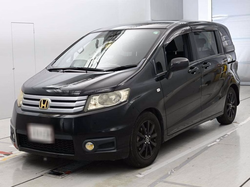 HONDA FREED SPIKE