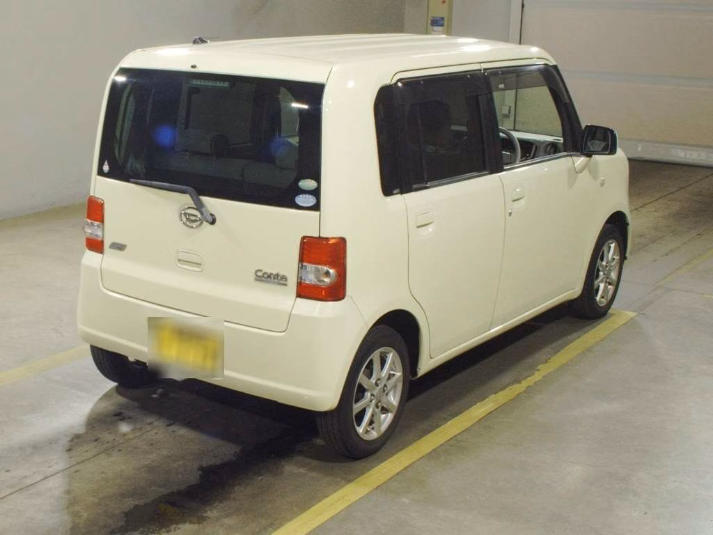 DAIHATSU MOVE CONTE