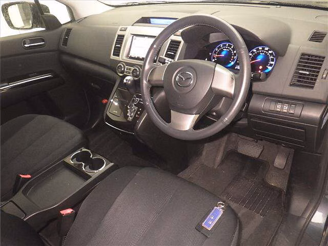 MAZDA MPV