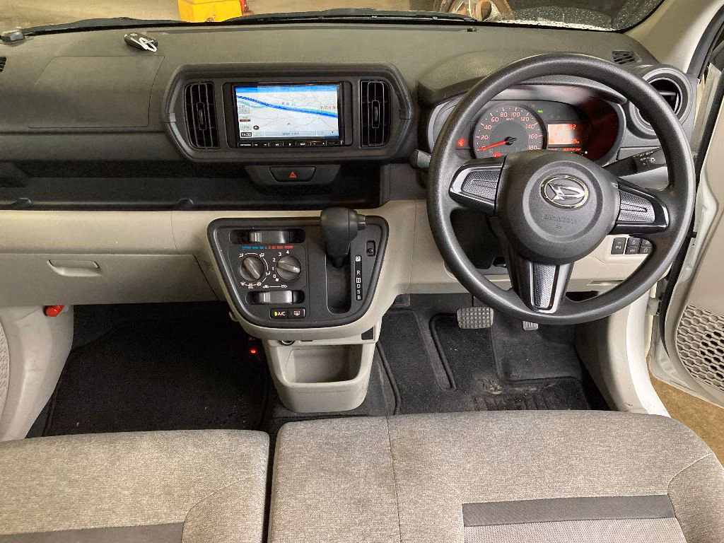 DAIHATSU BOON