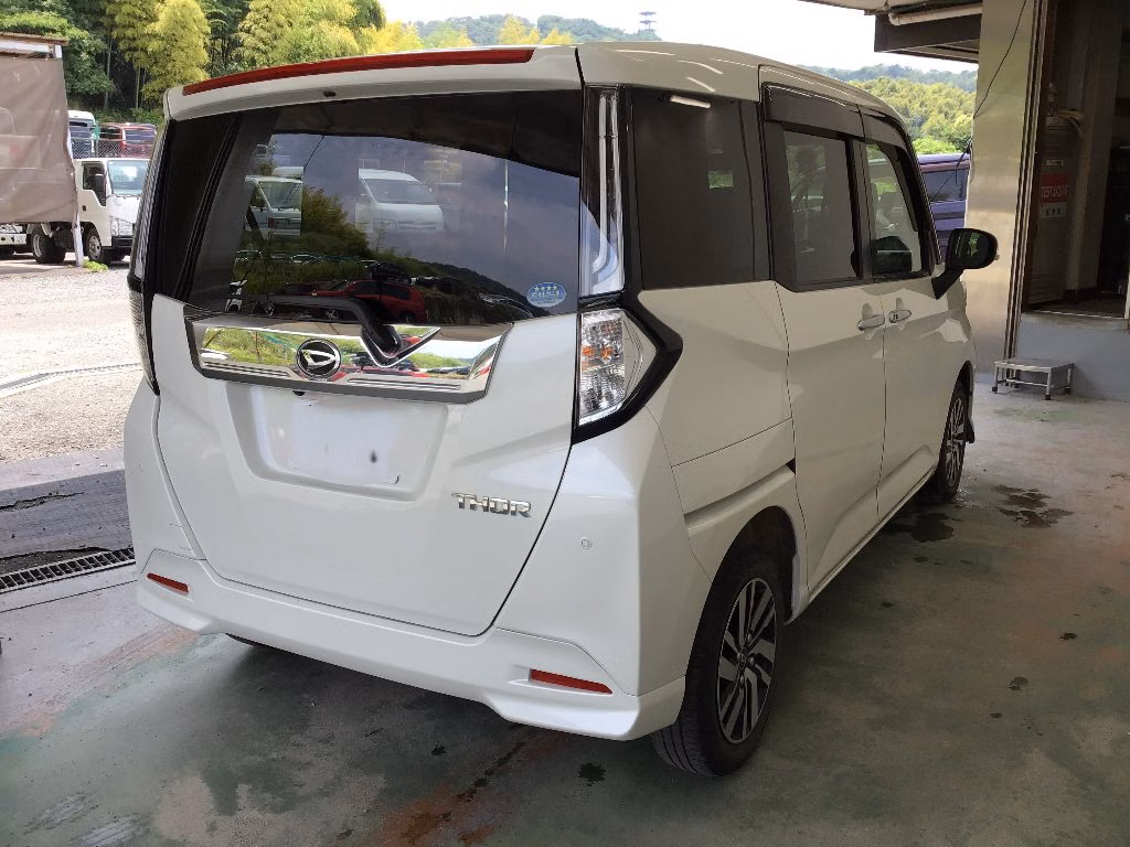 DAIHATSU THOR