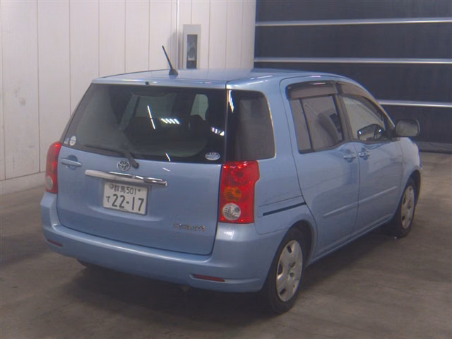 TOYOTA RAUM