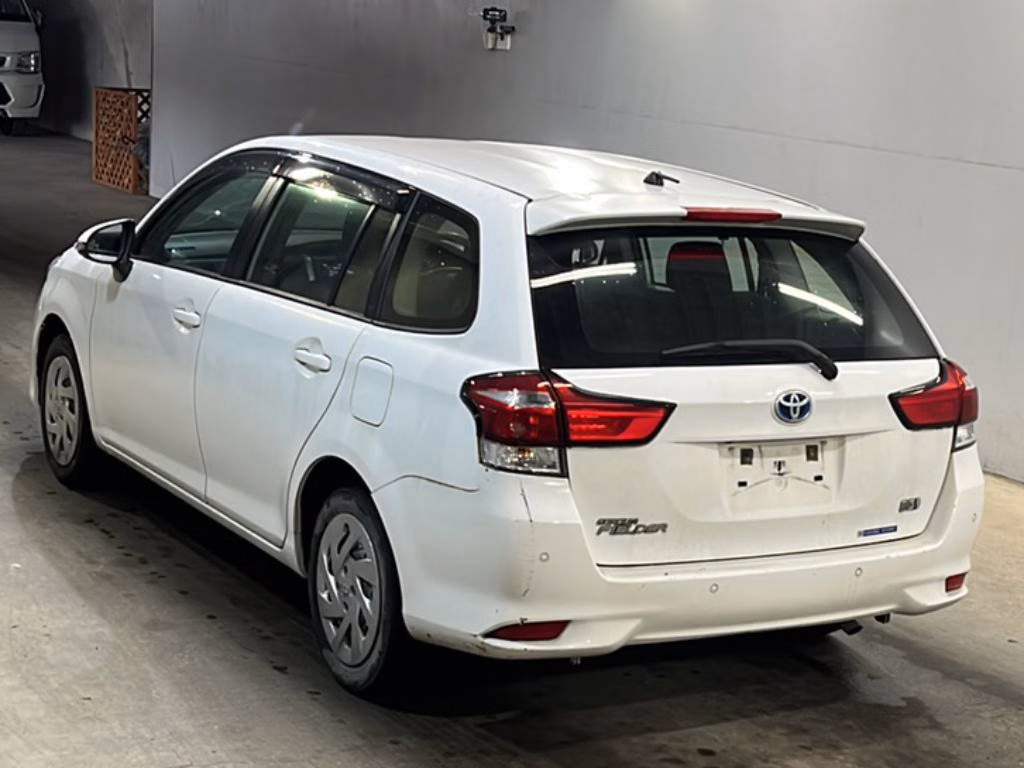 TOYOTA COROLLA FIELDER