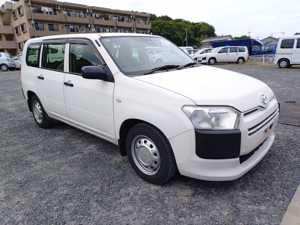 MAZDA FAMILIA
