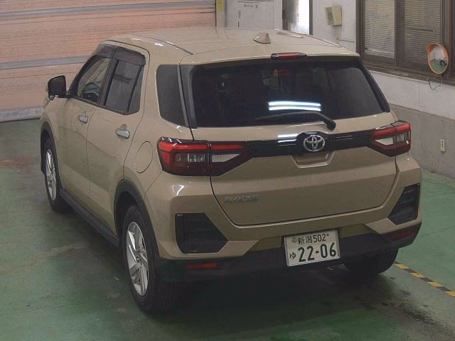 TOYOTA RAIZE