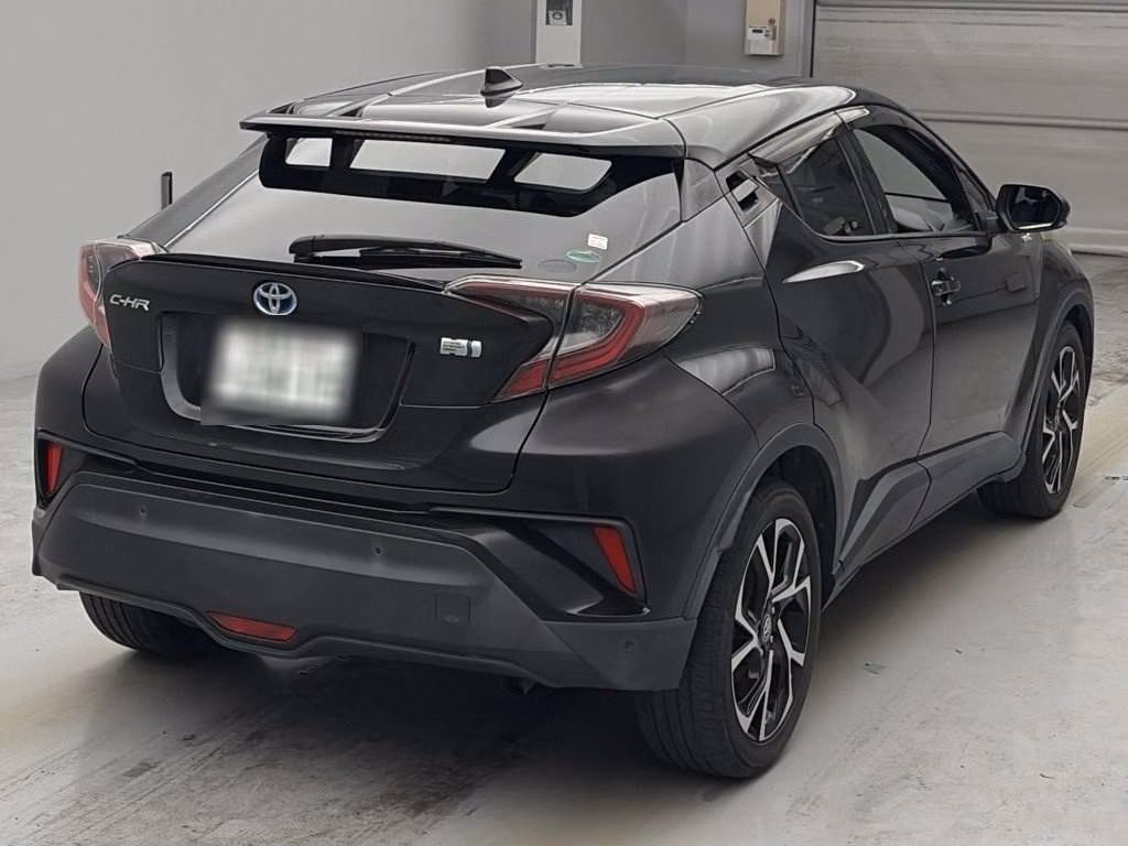 TOYOTA C-HR
