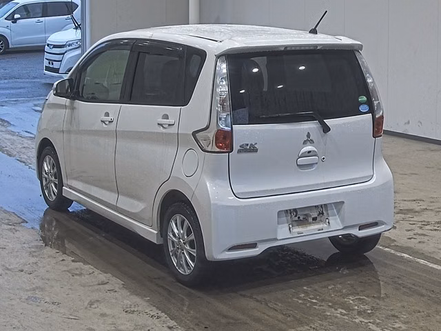 MITSUBISHI EK CUSTOM