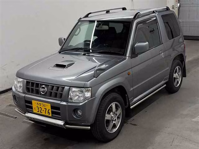 NISSAN KIX
