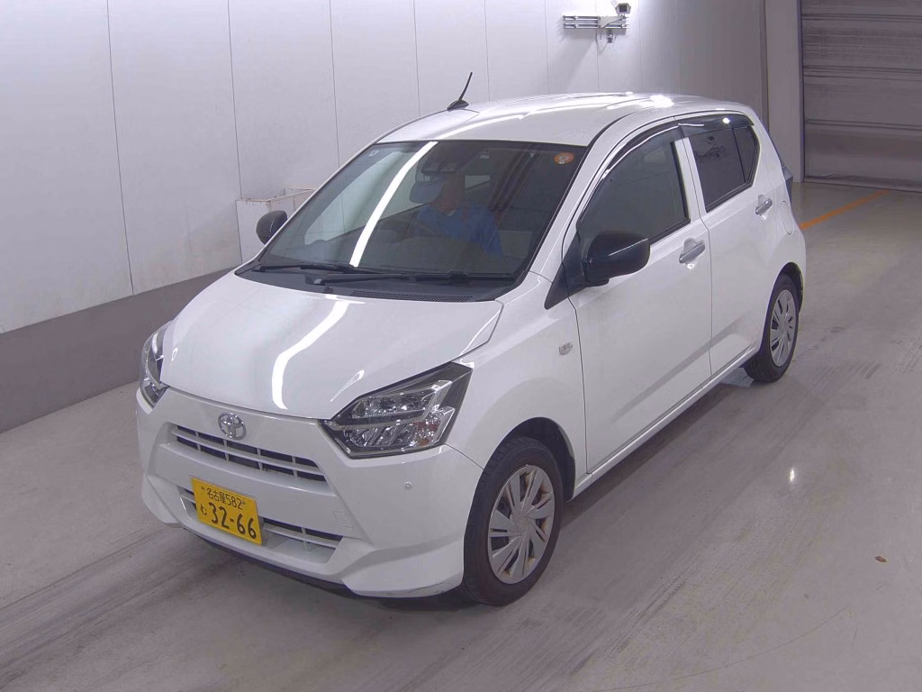 TOYOTA PIXIS EPOCH