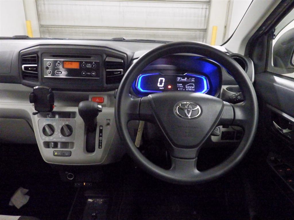 TOYOTA PIXIS EPOCH