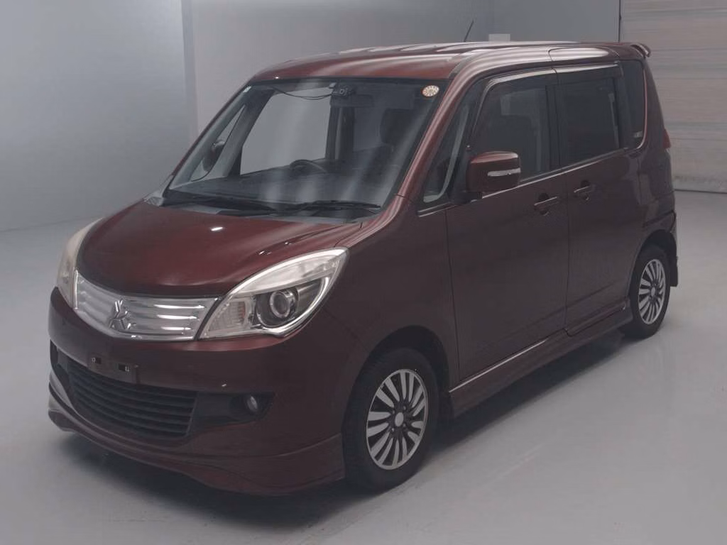 MITSUBISHI DELICA D:2