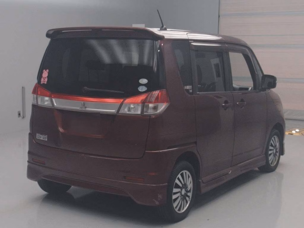 MITSUBISHI DELICA D:2