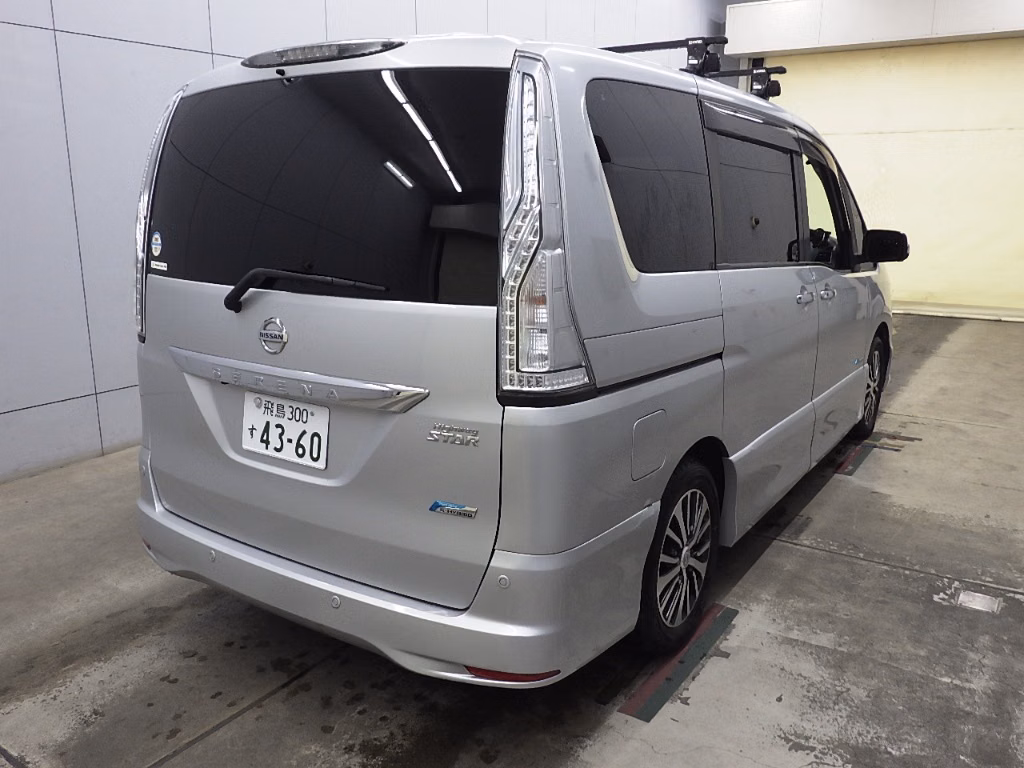NISSAN SERENA