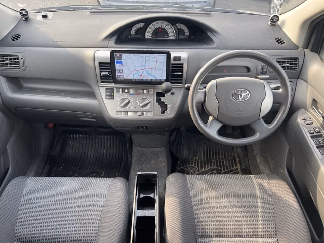 TOYOTA RAUM