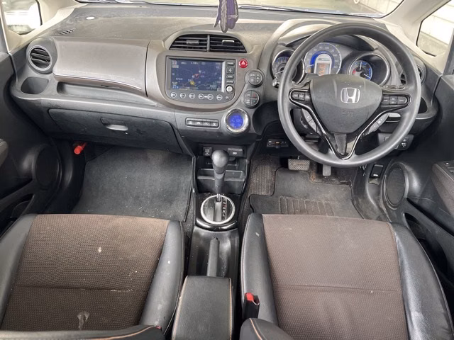 HONDA FIT SHUTTLE