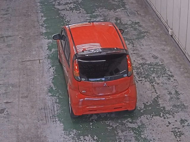 MITSUBISHI I