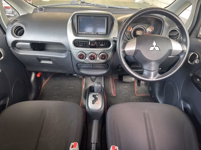 MITSUBISHI I