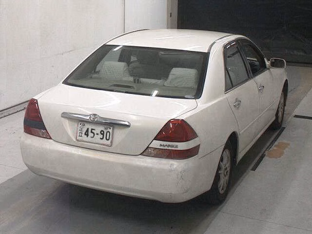 TOYOTA MARK II