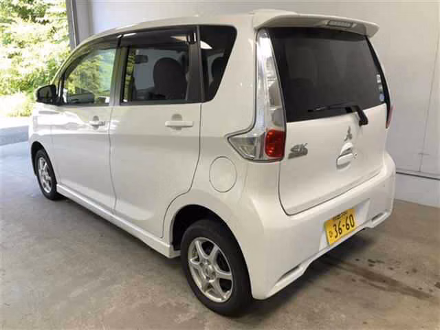 MITSUBISHI EK CUSTOM