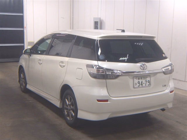 TOYOTA WISH