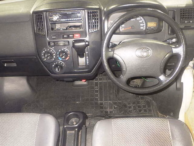 TOYOTA TOWN ACE