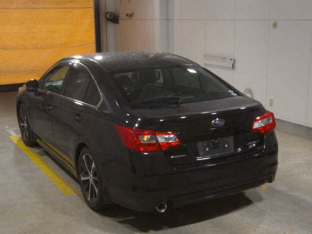 SUBARU LEGACY B4