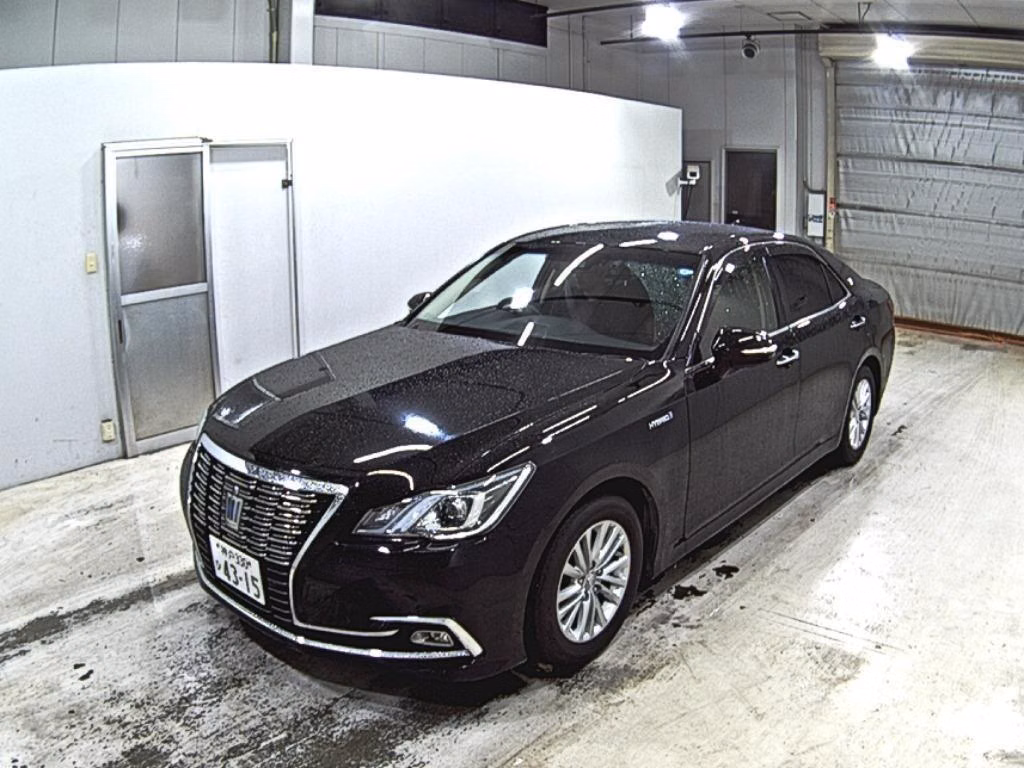 TOYOTA CROWN
