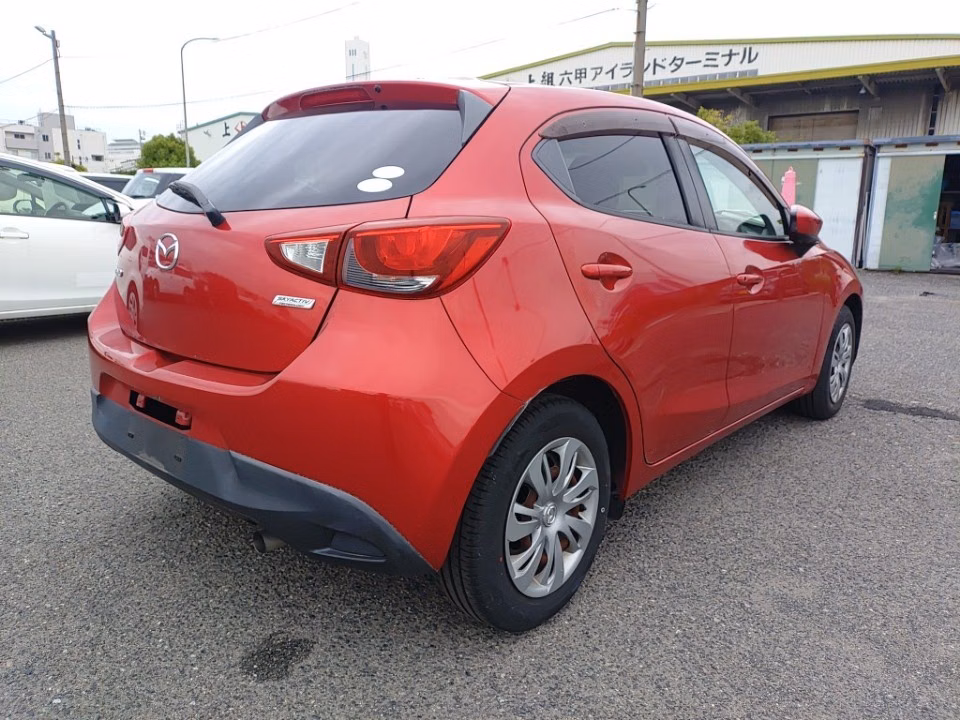 MAZDA DEMIO
