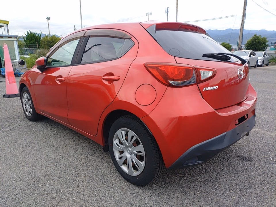 MAZDA DEMIO