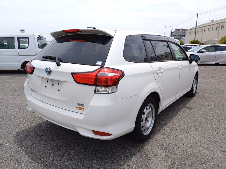 TOYOTA COROLLA FIELDER