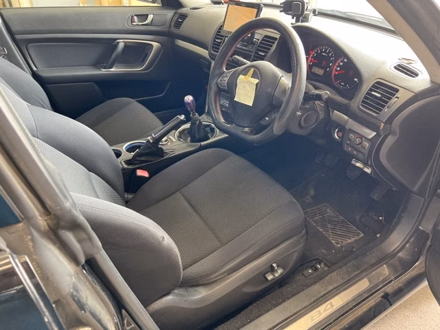 SUBARU LEGACY B4
