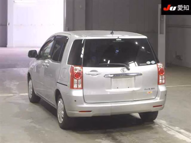 TOYOTA RAUM