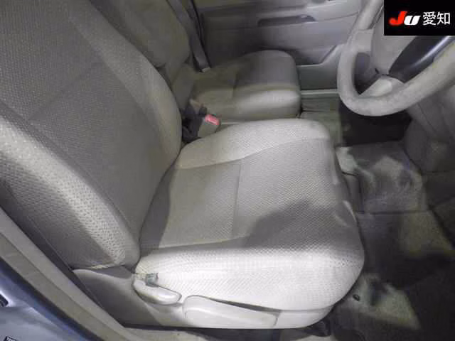 TOYOTA RAUM