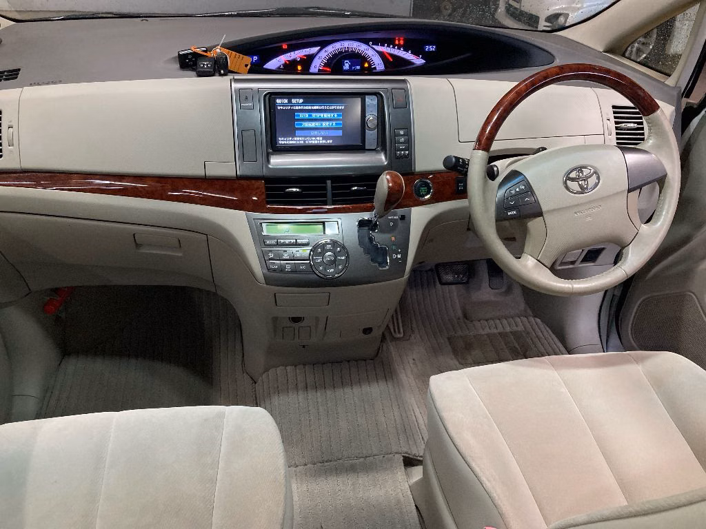 TOYOTA ESTIMA