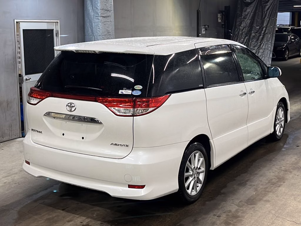 TOYOTA ESTIMA