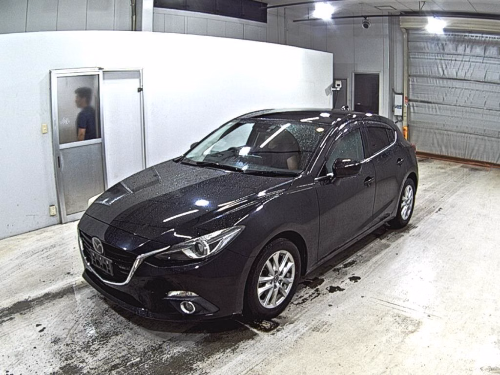 MAZDA AXELA