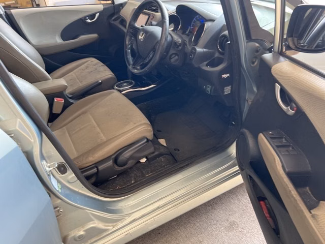 HONDA FIT SHUTTLE