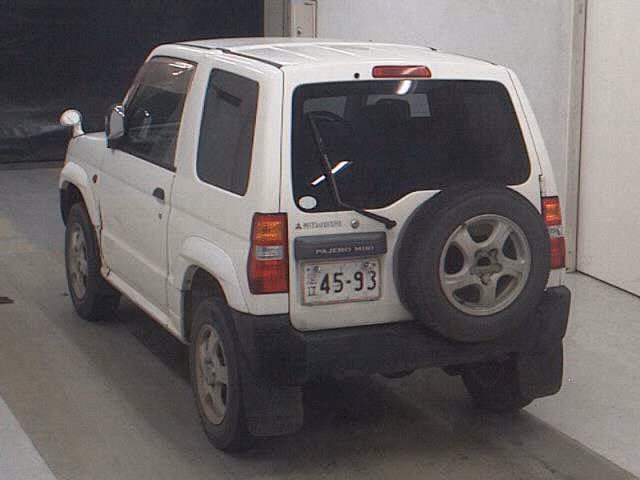 MITSUBISHI PAJERO MINI
