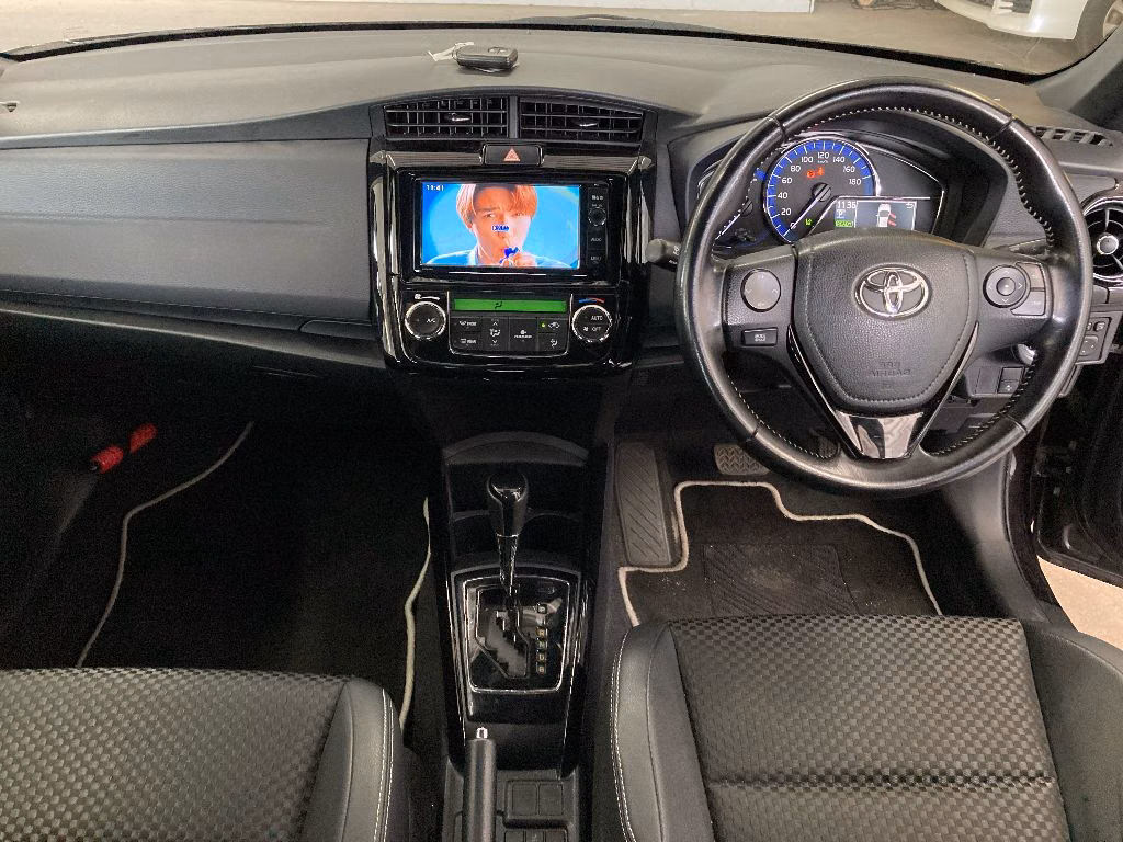 TOYOTA COROLLA FIELDER