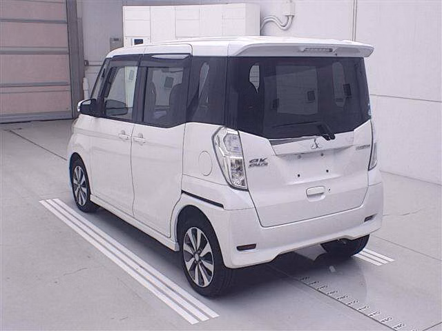 MITSUBISHI EK SPACE