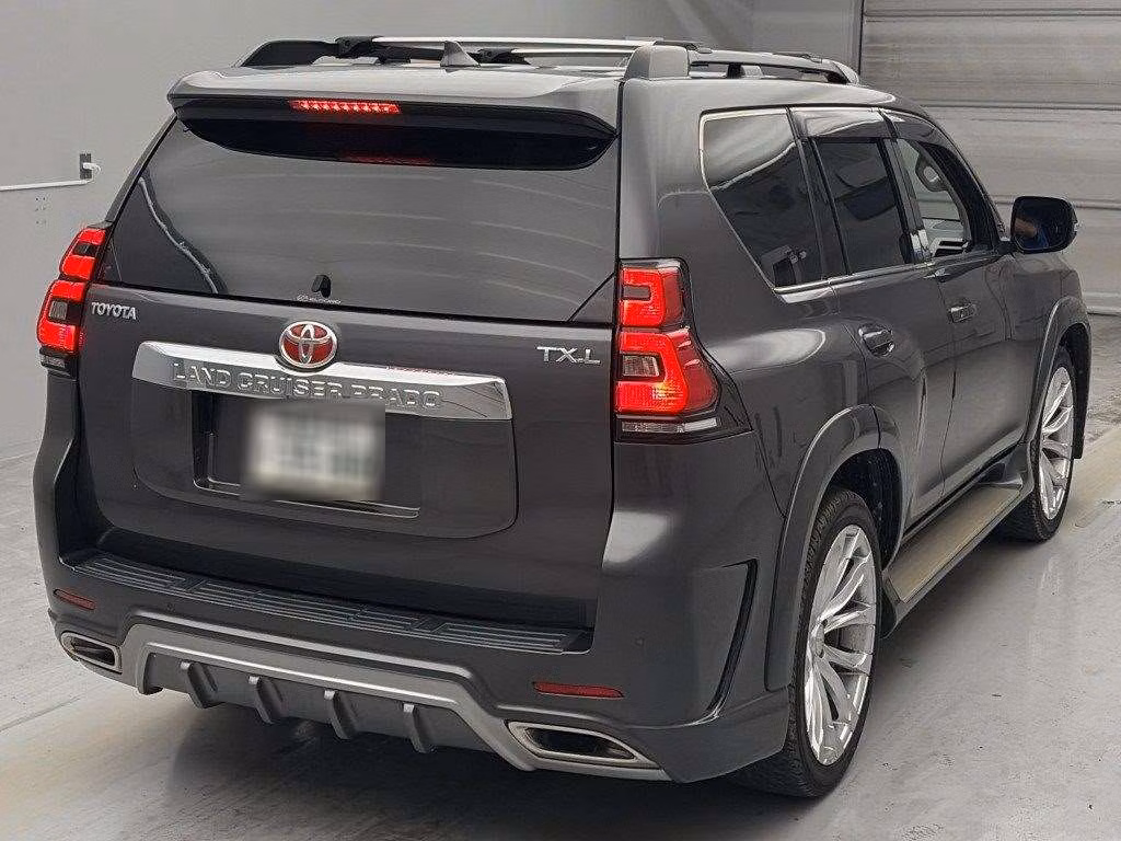 TOYOTA LAND CRUISER PRADO
