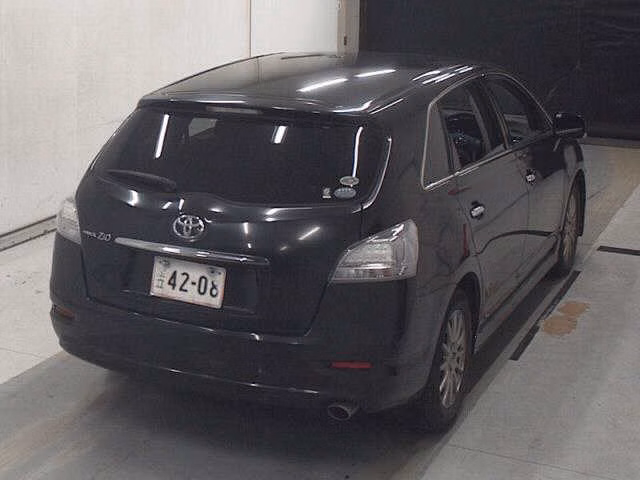 TOYOTA MARK X ZIO