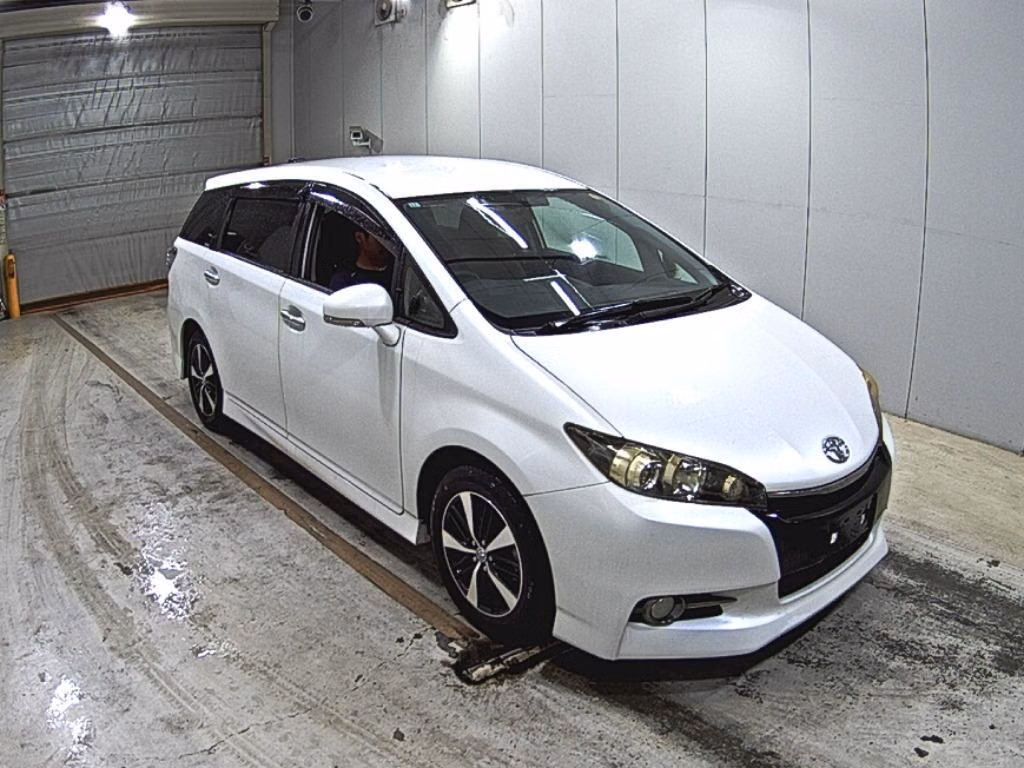 TOYOTA WISH