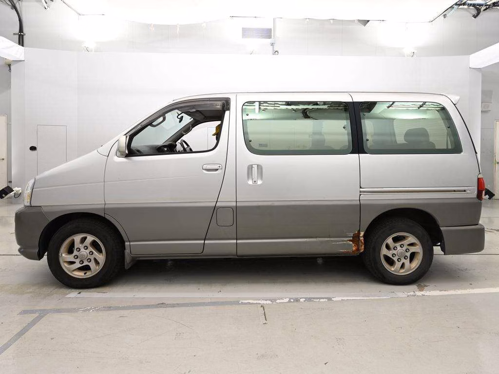TOYOTA REGIUS
