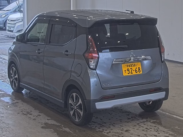 MITSUBISHI EK X